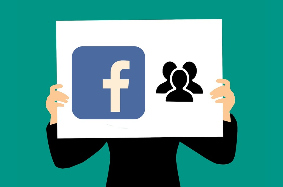 How Facebook Marketing Grows Business